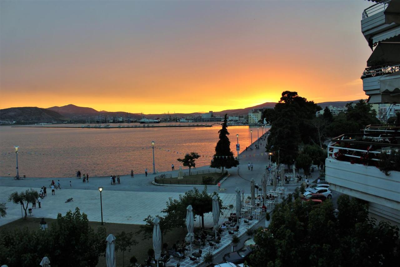 Luxury Sea View Apartment Volos Exterior photo
